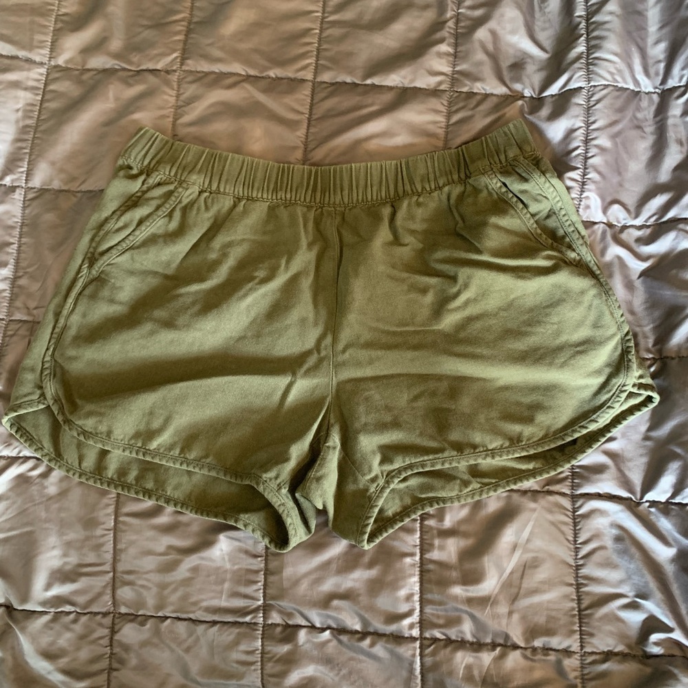 Madewell pull on elastic waist shorts size SMALL